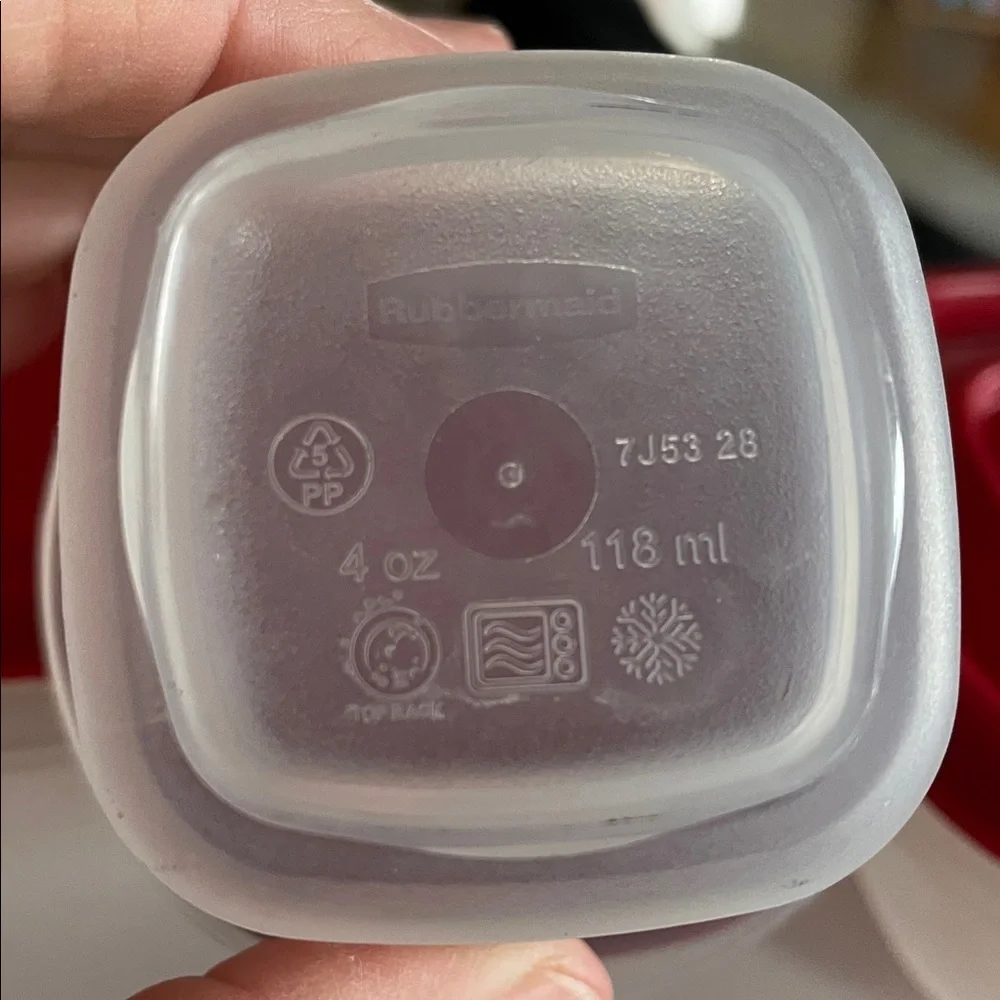 3 small Rubbermaid Red/Burgundy Storage Containers w/ lids 6pcs total